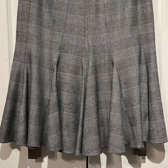 Nine West Black/Grey/White Plaid Trumpet A-Line Skirt Size 4 - Picture 3 of 11